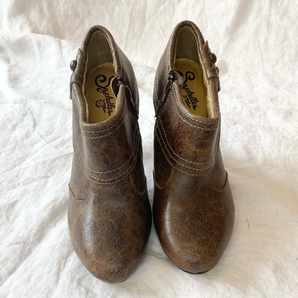 SEYCHELLES Brown Fiddle Cracked Leather Platform Boot Ankle Bootie - Picture 3 of 12